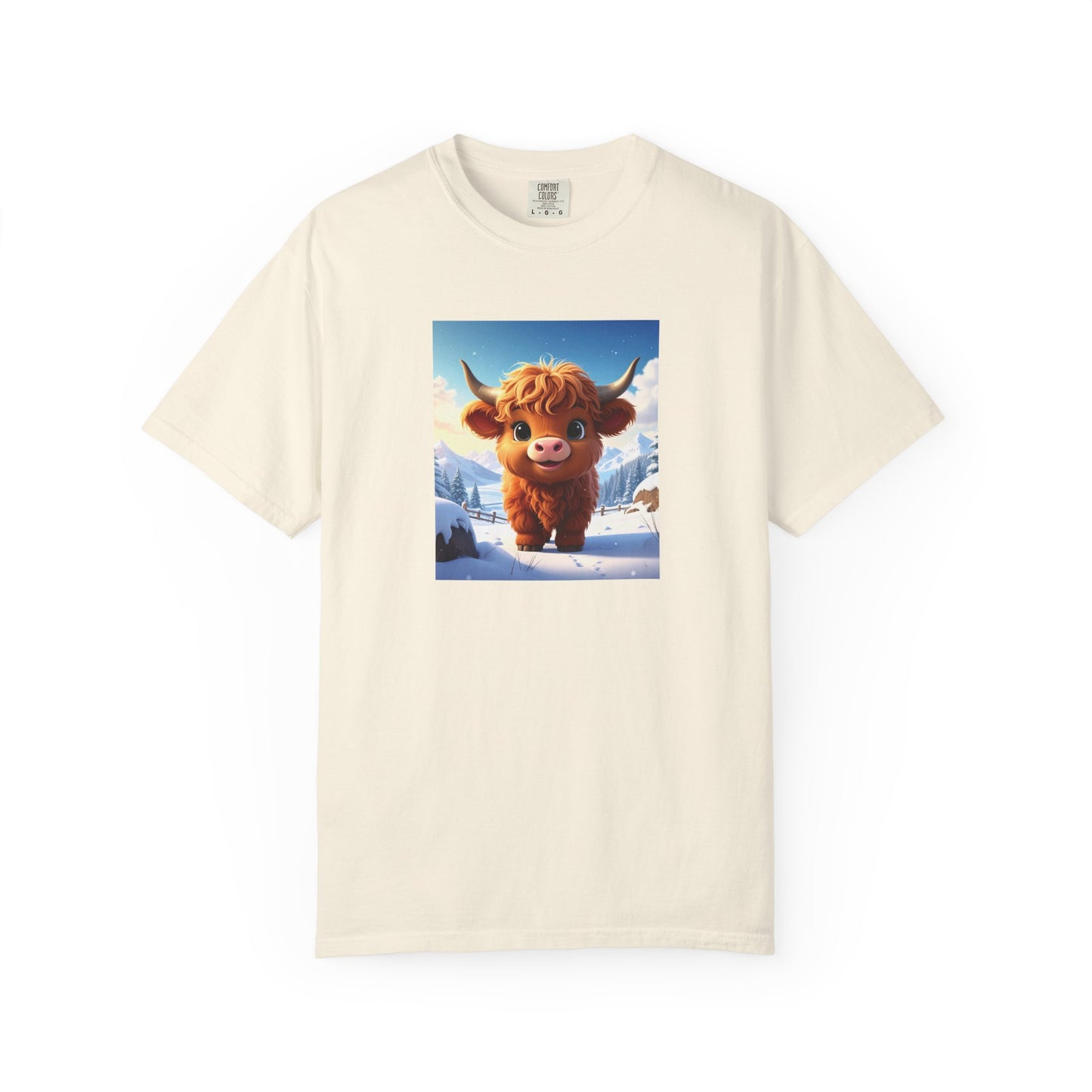 Christmas Highland Cow T-shirt | Holiday Cow Graphic Tee